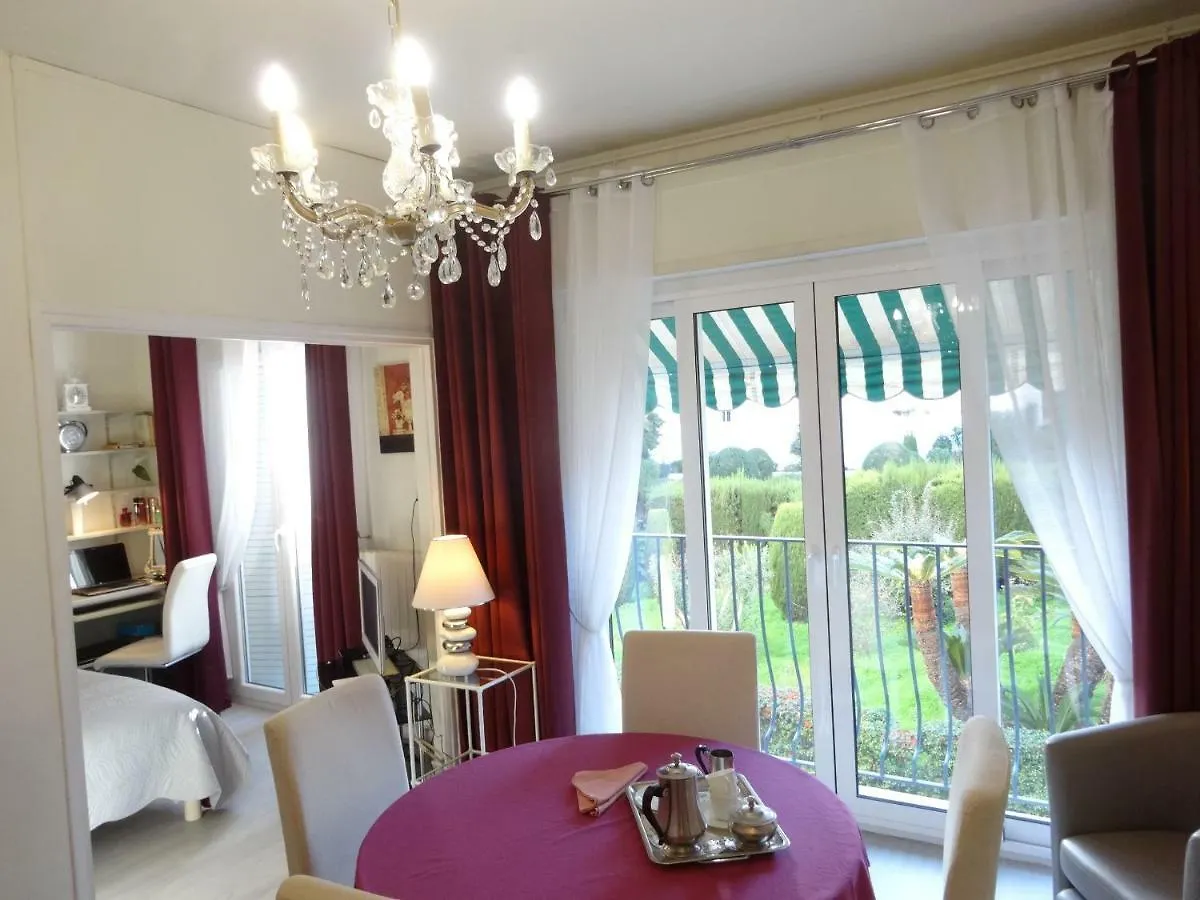 Les Grands Cedres C1 7 Avenue De Fabron Apartment Nice